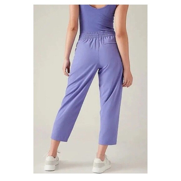 ATHLETA Arrival Pant Size 10 Purple NEW Active Cropped  Performance Workout - Picture 5 of 12